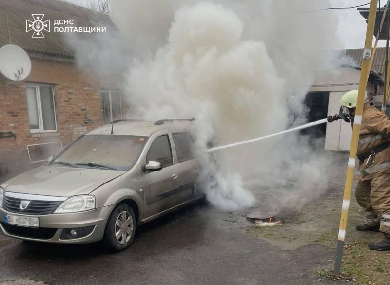 У громадах Кременчуцького району горіли будівлі й авто — одна людина травмована