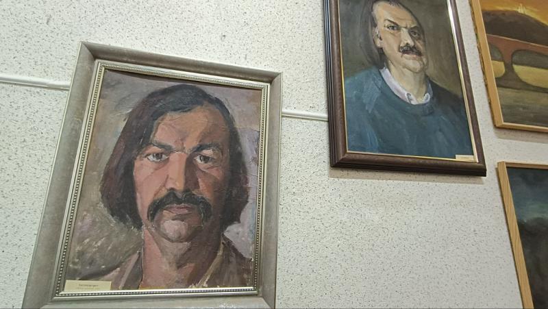 «Це глиба, унікальний оратор»: у бібліотеці Кременчука презентували роботи Олександра Келима