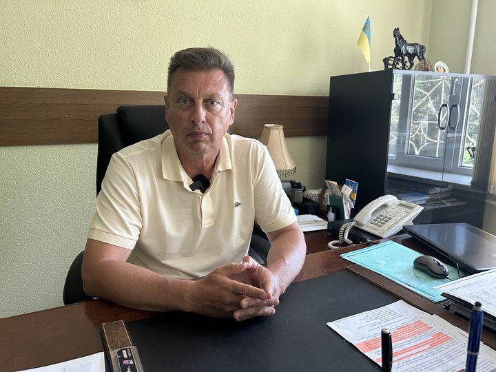 "Усе розвалено": у Кременчуці понад рік не можуть завершити реконструкцію спортивного ліцею
