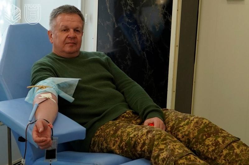 Гвардійці 37-го полку здали кров для тих, хто її потребує