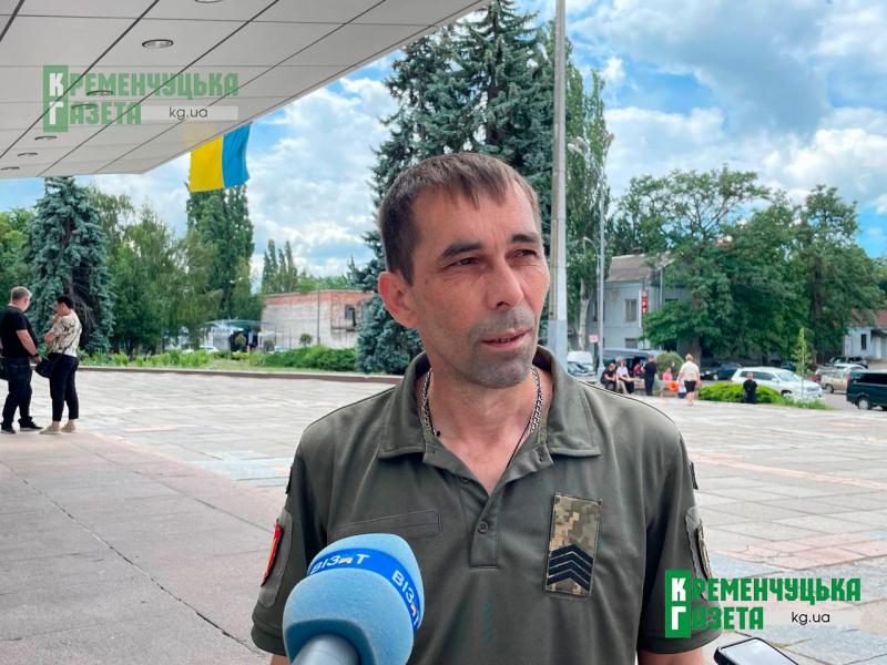 “Де взялася та клята війна” — Кременчук попрощався із Захисником України Геннадієм Батуріним