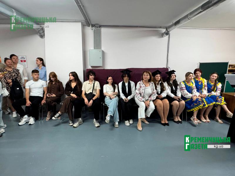 Світло знань у темряві укриття: як першокурсники КрНУ зустріли свій перший День знань