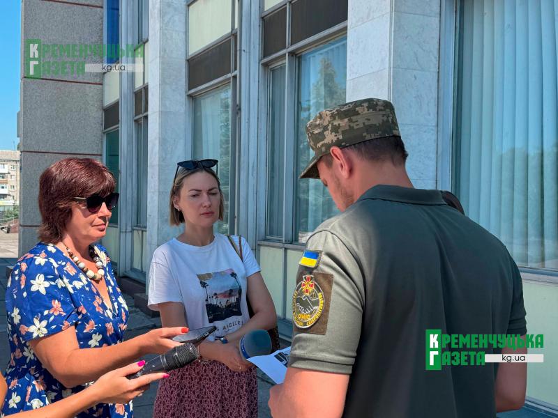 «Він добився, щоб його взяли на фронт»: у Кременчуці поховали 33-річного Захисника Івана Таценюка