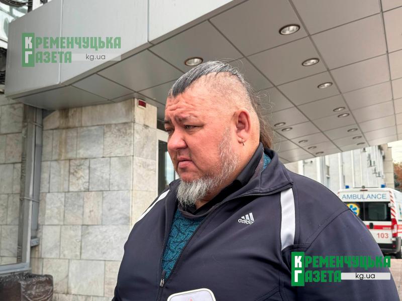 Пішов на війну услід за сином: Кременчук попрощався із Захисником Олександром Баштаненком