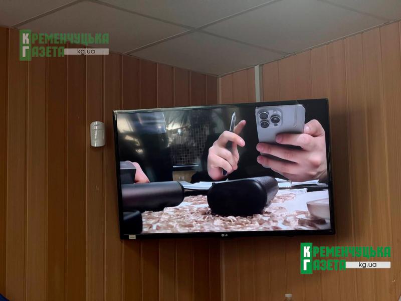 Справа про замах на підприємця: у суді Кременчука досліджували нічні обшуки СБУ в адвокатів та свідчення ексводія Олега Дядика