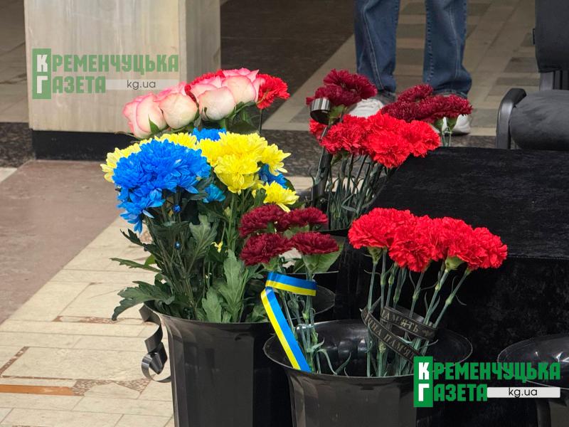 «Володів трьома мовами й був дуже розумним»: у Кременчуці попрощалися із Захисником Сергієм Бакутою