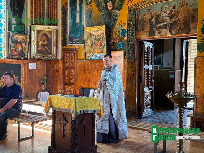 «Повернувся на фронт після поранення»: у Кременчуці попрощалися з захисником Богданом Хилимендиком