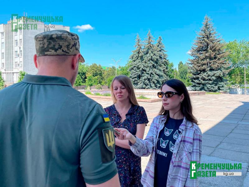 «Немає таких слів, які можуть загоїти рани...»: у Кременчуці попрощалися з Захисником Володимиром Божинським, якого довгі місяці вважали зниклим безвісти
