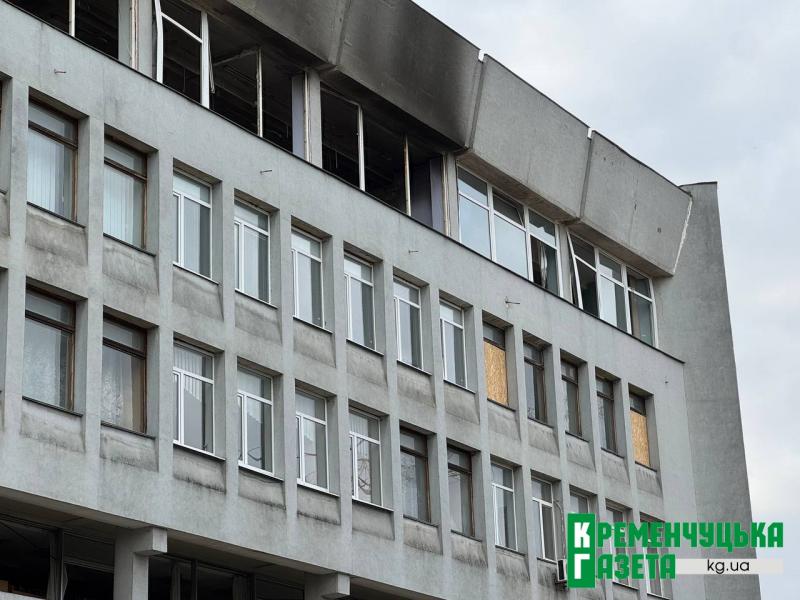 ОСБ-плити замість скла: як оговтується 5-й корпус КрНУ після влучання БпЛА