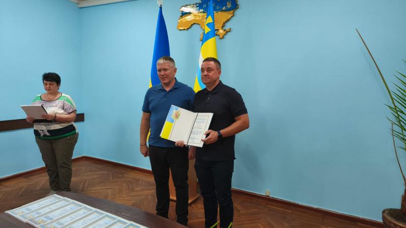У Кременчуцькій РВА нагородили тих, хто забезпечує надійний тил України