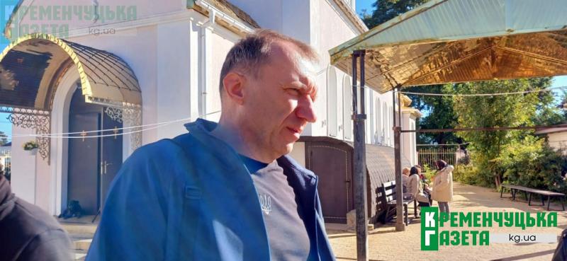 Кременчук провів в останню путь Захисника Андрія Бацевича, який врятував багато життів