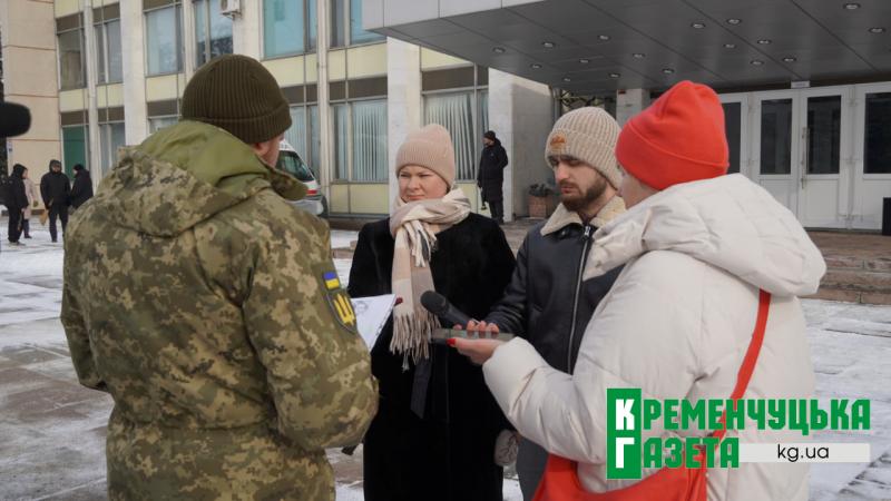 "Перед такими дітьми просто стаєш на коліна, тому що вони дійсно герої": Кременчук попрощався з Захисником Олексієм Отяковським