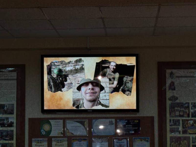 "27 років. Назавжди. Перерваний шлях дійсно потужної людини": у стінах Кременчуцької гуманітарно-технологічної академії вшанували пам'ять про Івана Аверіна