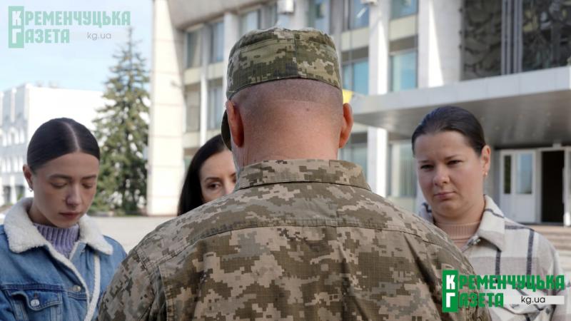 "Людина була гарна, дуже гарна...": у Кременчуці попрощалися із Захисником Олексієм Одейчуком