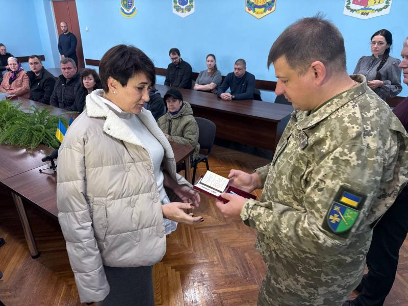 Афанасенко, Дзюбан, Нагорний, Вербенко, Ганжа та Каплун: Президент України нагородив кременчуцьких Героїв