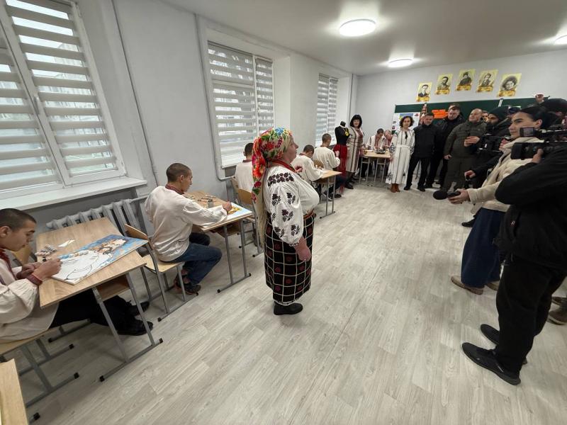 VR-навчання, творчі майстерні та психологічна підтримка: як у Кременчуцькій колонії реформують роботу з вихованцями