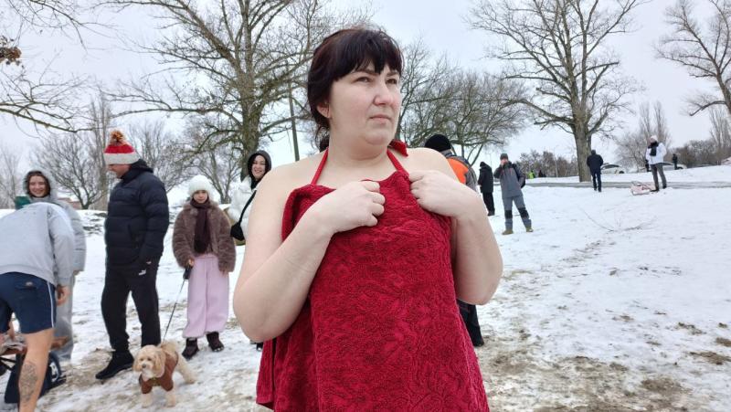 Менше купань, але незмінна традиція хресного ходу: як у Кременчуці відзначили Богоявлення