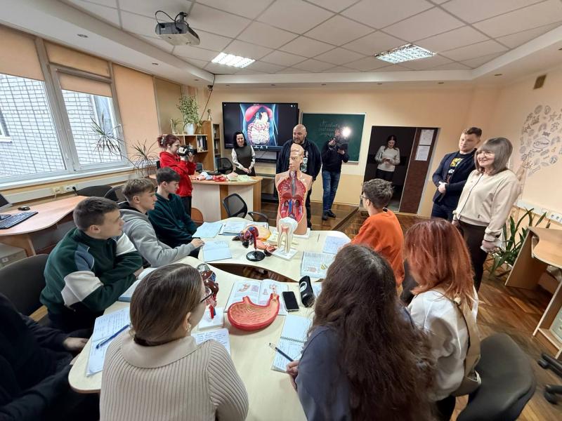 Вражений і натхненний: журналіст Ярослав Журавель про ліцеї «Політ», який він закінчив майже 20 років тому