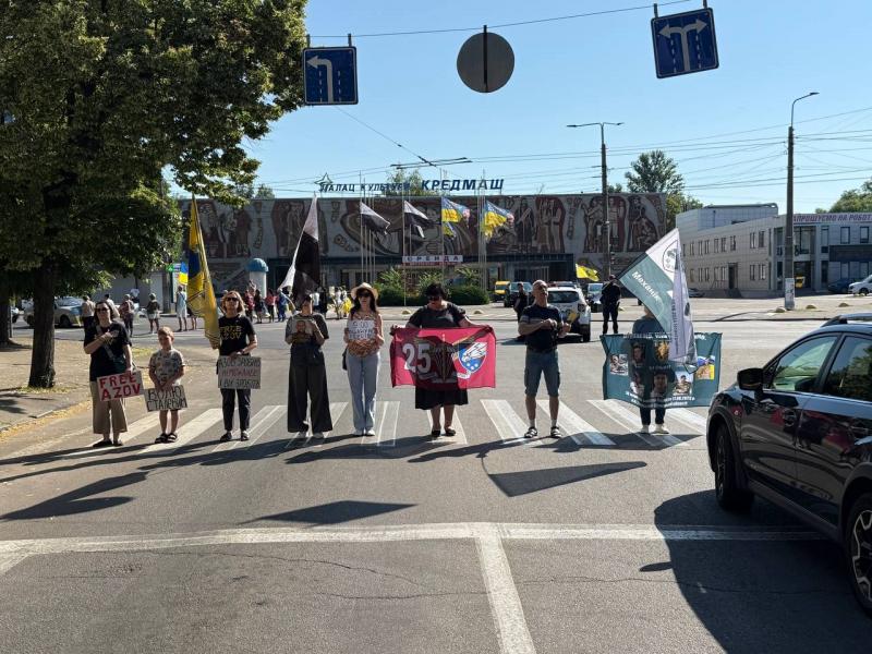 «Якщо через три дні не подзвоню – шукай»: у Кременчуці матері розповіли про пошуки своїх синів