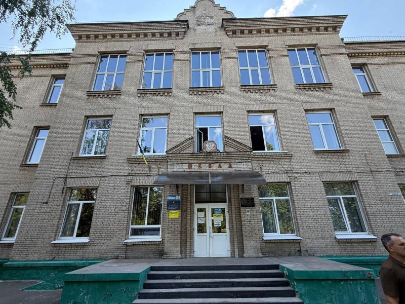 Реорганізація дитсадків у Кременчуці: депутати поїхали перевіряти, куди переводять дітей і працівників, але почули чимало претензій