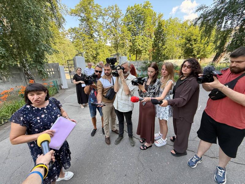 Реорганізація дитсадків у Кременчуці: депутати поїхали перевіряти, куди переводять дітей і працівників, але почули чимало претензій