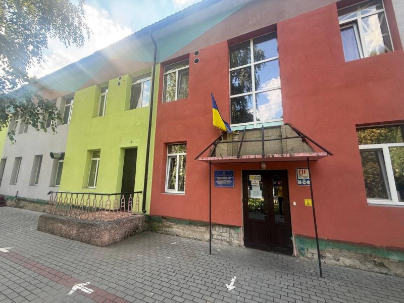 Реорганізація дитсадків у Кременчуці: депутати поїхали перевіряти, куди переводять дітей і працівників, але почули чимало претензій