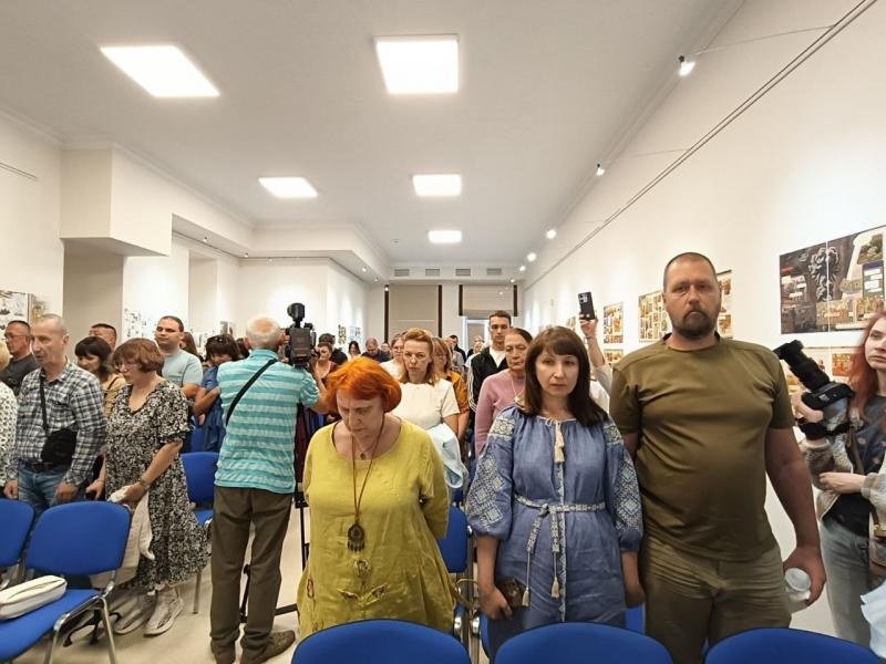 «Буду битися до кінця. Маю честь бути українцем»: у Кременчуці вручили відзнаки «Захисник України — Герой Кременчука» (посмертно)