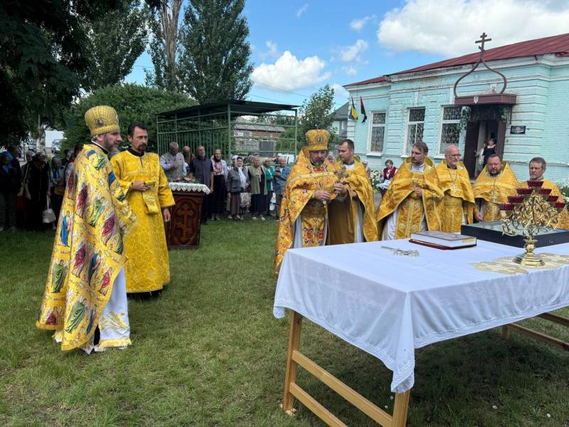 За мир і Захисників України: у Кременчуці відзначили престольне свято Свято-Ольгинського храму