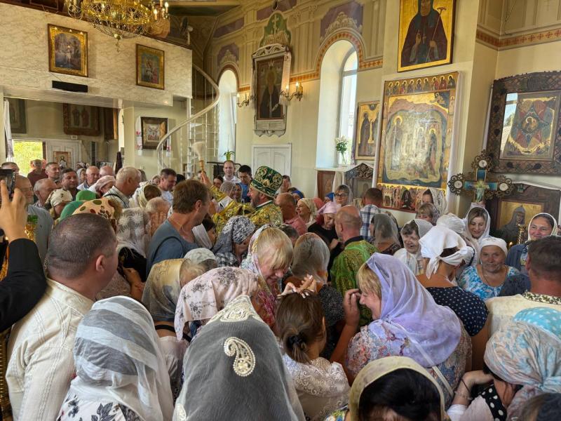 Духовне піднесення у Кременчуці: у храмі Серафима Саровського ПЦУ вшанували пам’ять великого святого