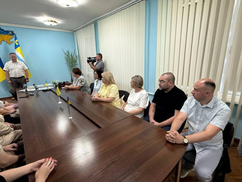 Працюють заради життя: у Кременчуці нагородили медиків, до професійного свята