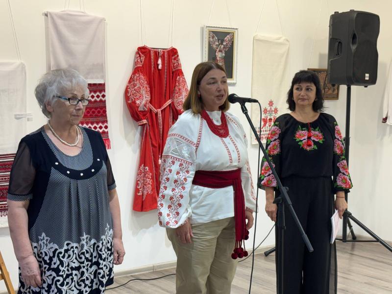 Ковбої, королі та старовинні візерунки: чим цього року дивував «Вишиваний Кременчук»