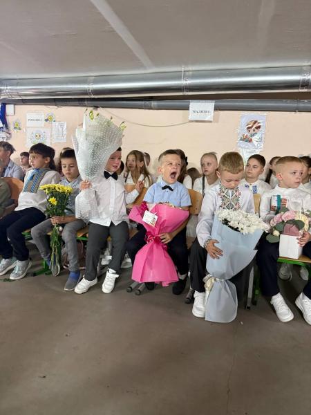 «10 років разом»: у Кременчуцькій початковій школі №15 відзначили ювілей закладу та початок нового навчального року