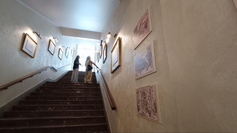 «Мистецька пам’ять про місто, яке війна змінила назавжди»: у Кременчуці відкрили виставку «Старовинний Бахмут»