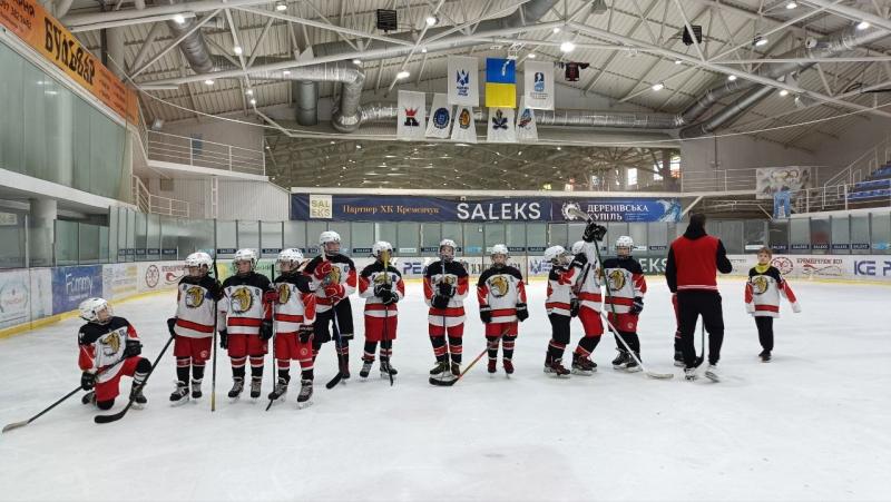 Дві команди з Кременчука на п'єдесталі: відбувся турнір Kremen Cup — традиційний дитячий хокейний турнір