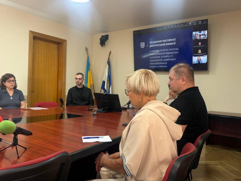 У кременчуцьких школах змінюють формат навчання через тривалі повітряні тривоги: що буде з харчуванням та уроками в укриттях