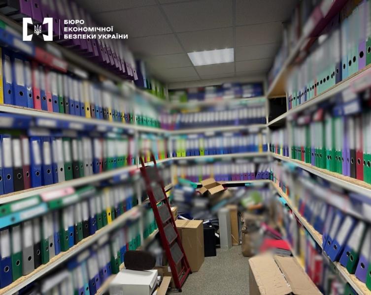 Продаж товару «поза обліком» і послуги на папері: підприємство з Полтавщини відшкодувало понад 5 млн грн податків