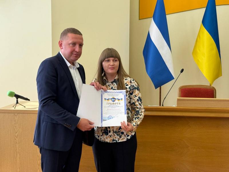 «Відмінники освіти», грамоти та подяки: кого у Кременчуці нагородили до Дня вчителя