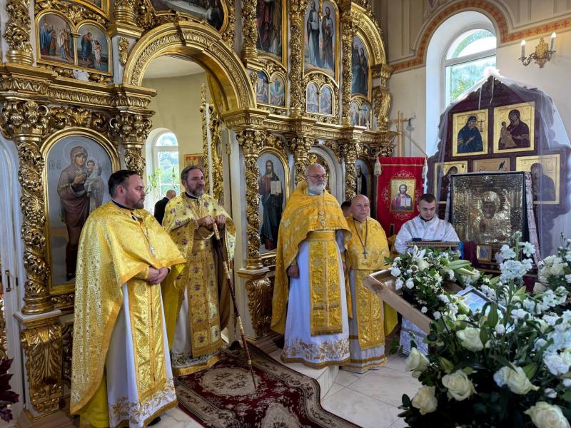 Грамоти, ордени та медалі: у Кременчуці відзначили людей за служіння Богові, Україні та розвиток церкви