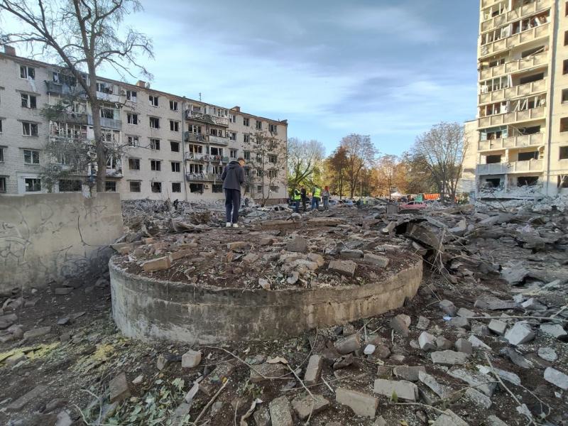 «Я схватила дитину, ми побігли швидко на вулицю. Було повторне», - жителі Кременчука про нічну атаку рф