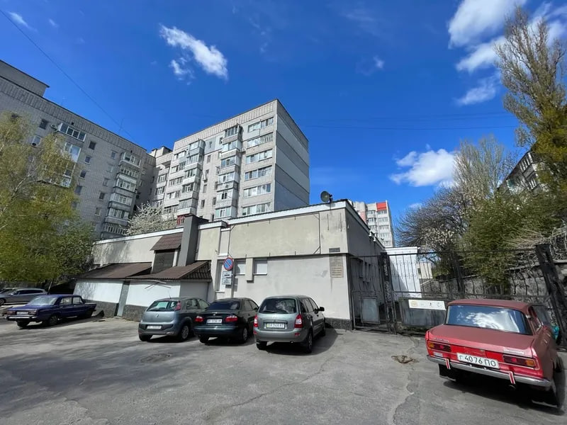 Від 14,5 мільйонів за приватизацію — до 27 мільйонів на перепродаж: у Кременчуці виставили на аукціон спортивно-оздоровчий комплекс