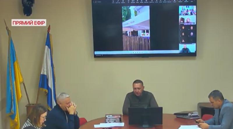 «Візьмемо бульдозер і розберемо»: мер Кременчука взявся за нахабний заклад із алкоголем «найгіршої якісті»