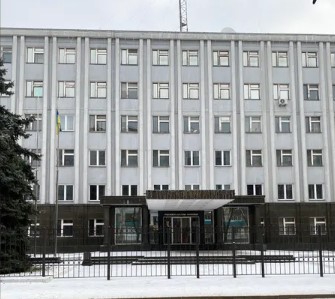Епопея без фіналу: офіс-гігант у центрі Кременчука знову нікому не потрібен