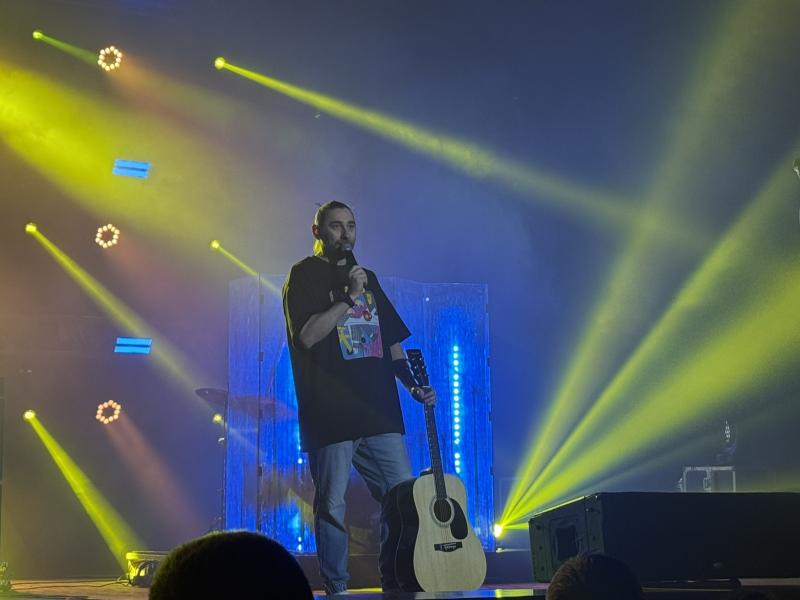 «Вай-фай» емоцій та зоряне небо: як CHEEV підкорював Кременчук