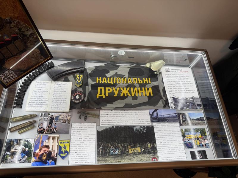 У Кременчуці відкрили музейну експозицію пам'яті жертв теракту в Оленівці: серед них – азовець Ярослав Отрок