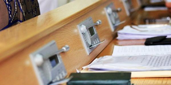 В Кременчуге депутаты от БПП, УКРОПа, РПЛ, Оппоблока и Самопомощи предложили вынести на сессию вопрос отмены новых тарифов на эксрасходы