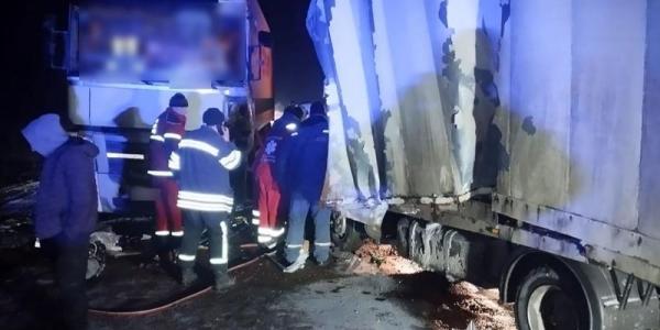 Рятувальники деблокували травмованого водія після ДТП на трасі Хорол – Кременчук