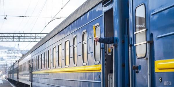 Укрзалізниця призначила додатковий поїзд "Кременчук – Київ"