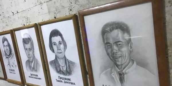 У мерії пояснили, чому зник портрет Почесного громадянина Миколи Литвиненка