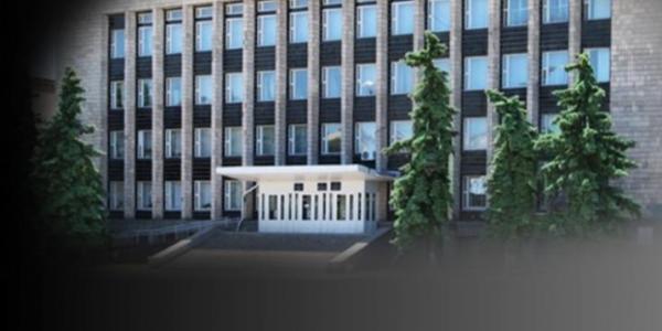 Підрядника у справі про завищення вартості ремонту Кременчуцької райради звільнили від відповідальності через строки давності 