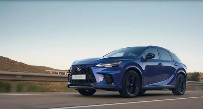 Чому кросовер Lexus RX став популярним вибором серед поціновувачів комфорту